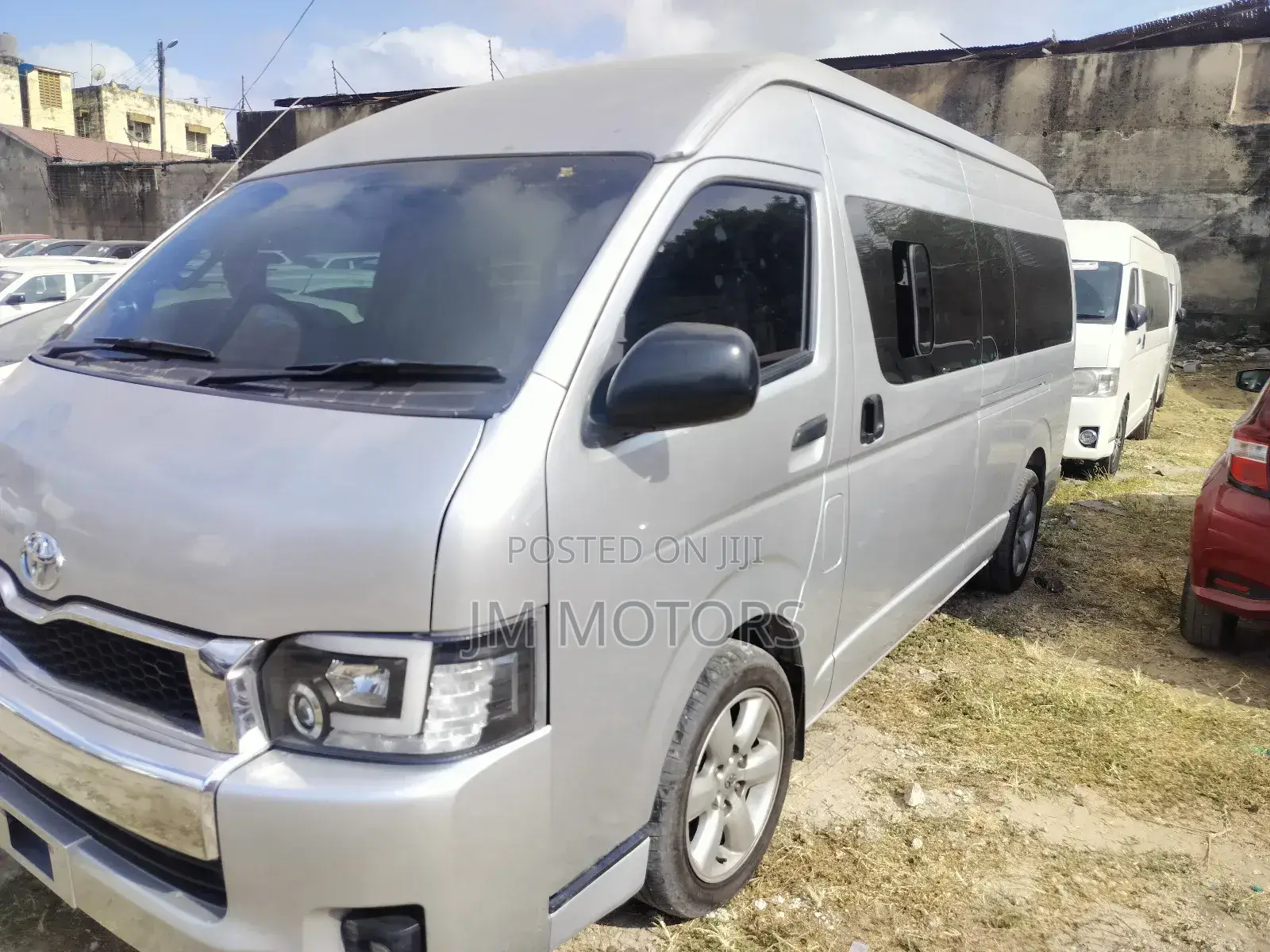 Toyota Grand HiAce 2018 Silver
