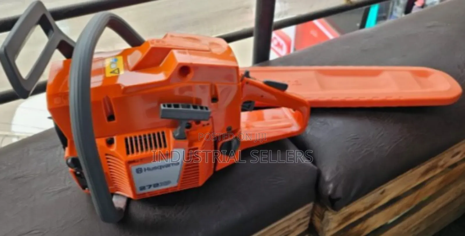 Proven 272XP Husqvarna Power Saw