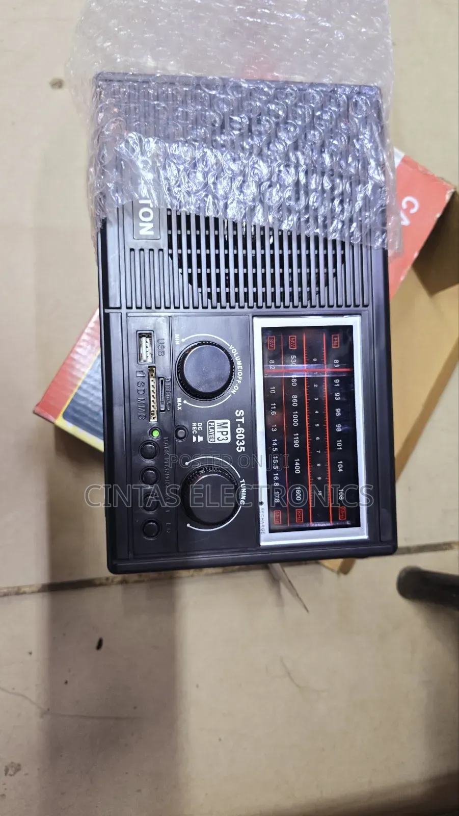 Caston St-6035 MP3 Player Rechargeable Radio