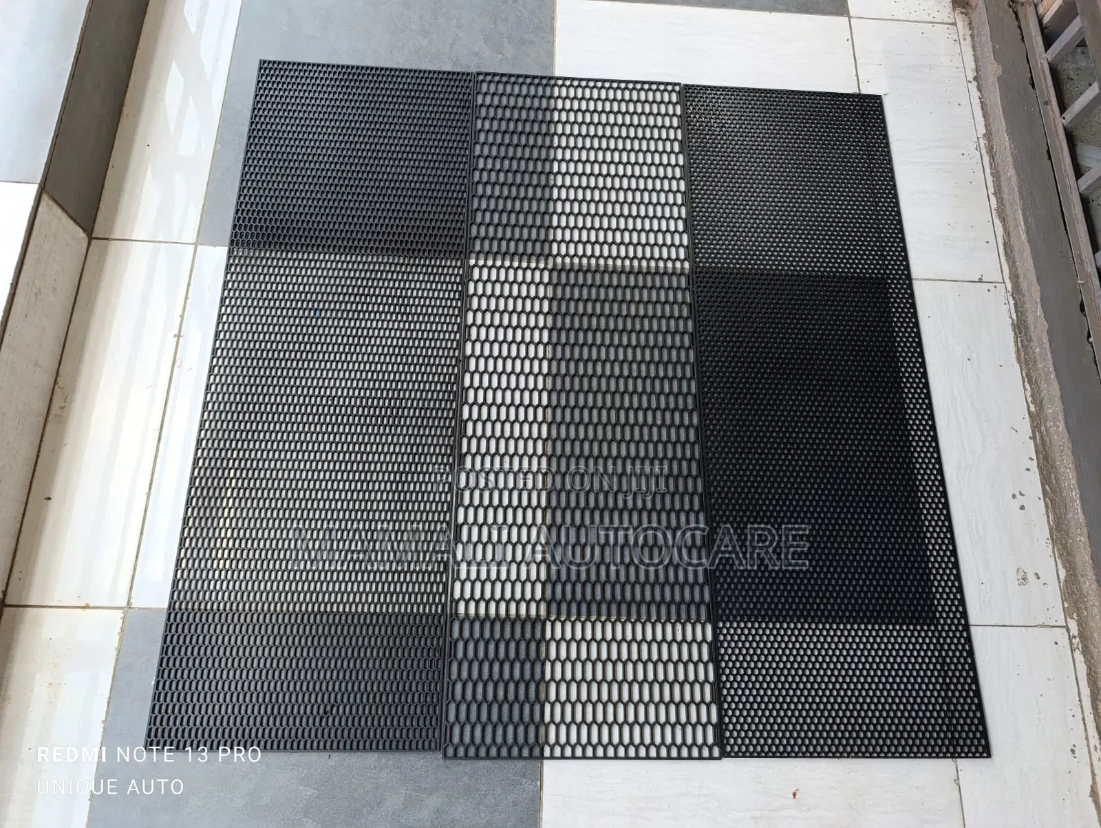 Durable Universal Plastic Car Grille Mesh