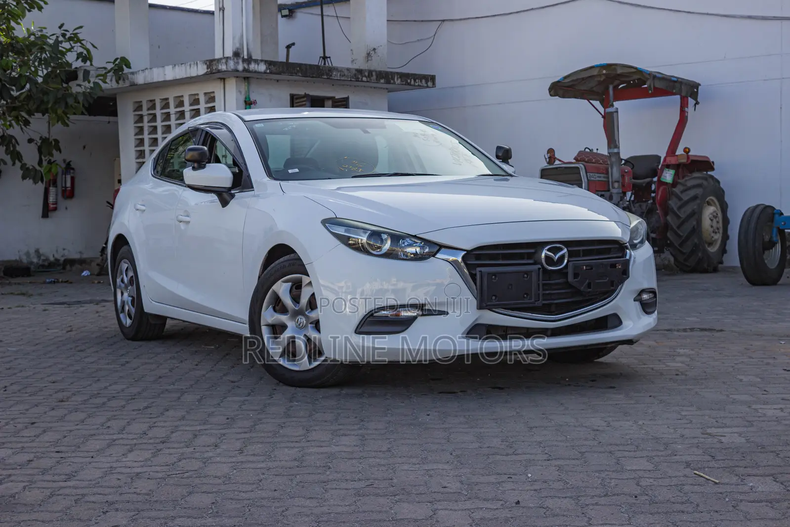 Mazda Axela 2017 Off white