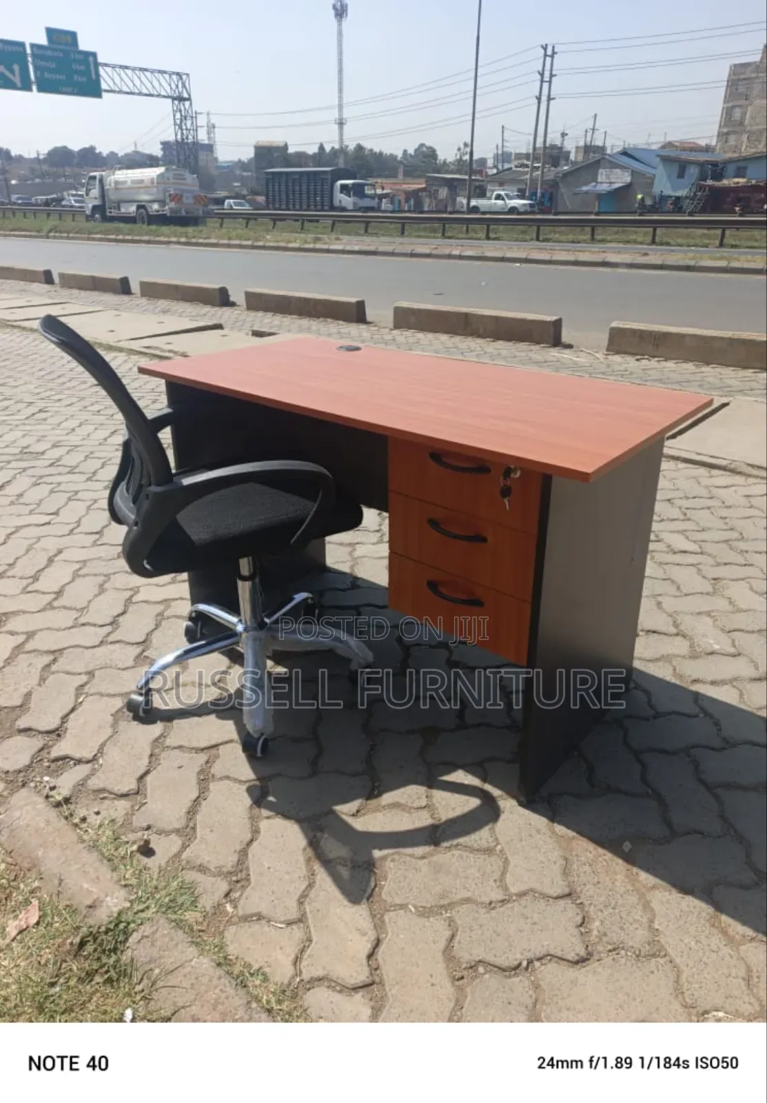 Unique Set Office Table and Chair