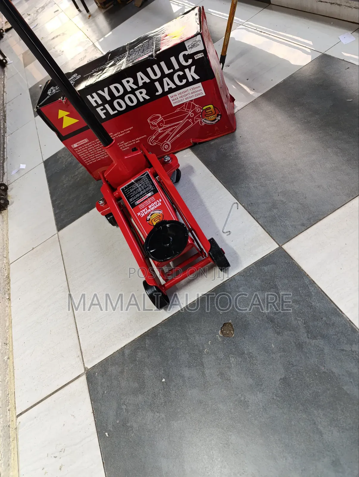 3 Ton Hydraulic Floor Jack :Strong, Stable Easy to Use