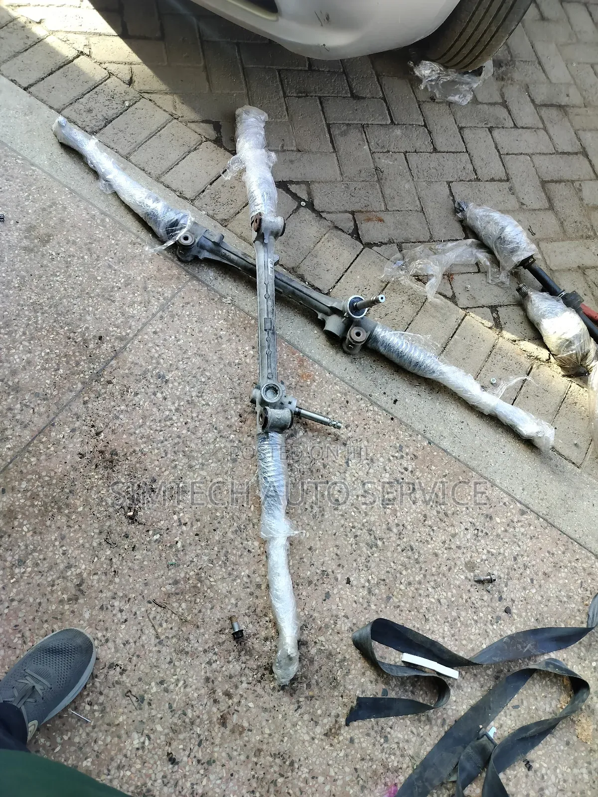 Toyota Fielder Hybrid Steering Rack