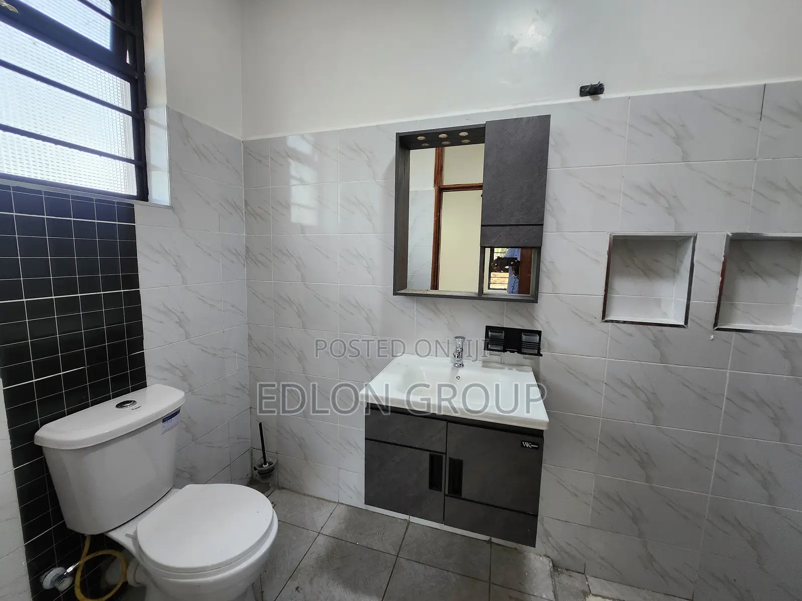 3bdrm Bungalow in Mijan Manor, Kimbo for sale