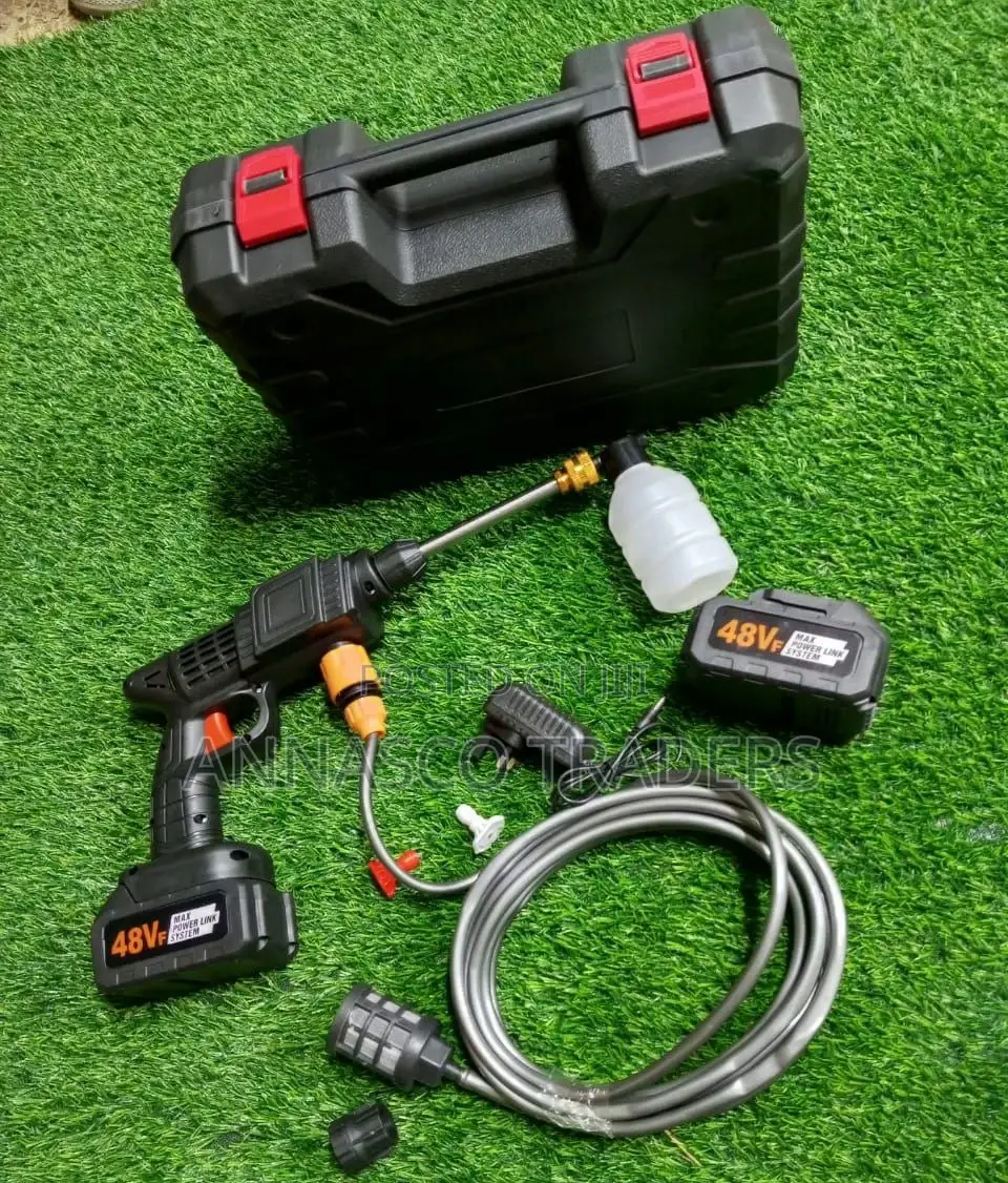 Cordless Pressure Washer
48v
2 Batteries (10cells )