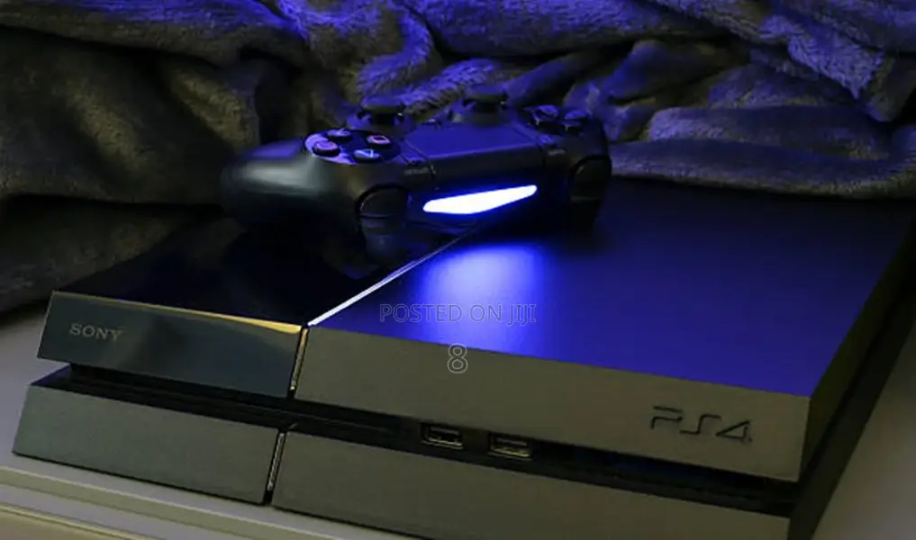PS4 Console – Comes With 1 Dualshock 4 Controller