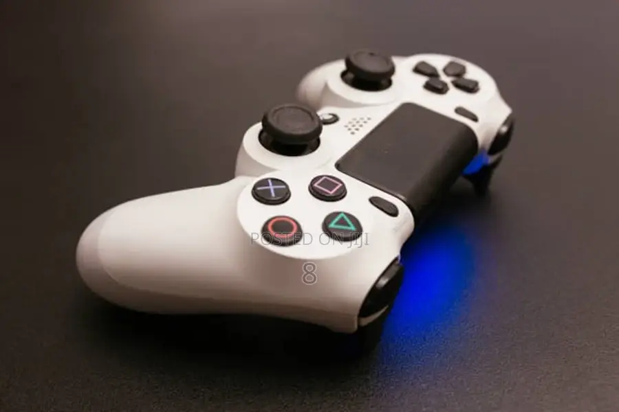 PS4 + Controller – Great Condition and Affordable