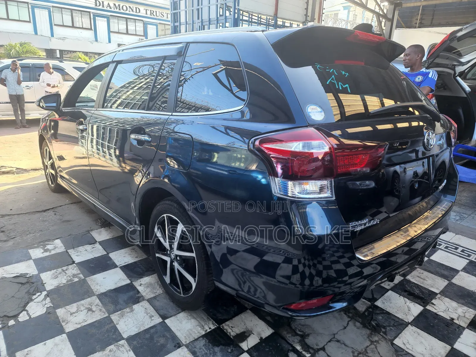 Toyota Corolla Fielder 1.5 Petrol FWD 2019 Black