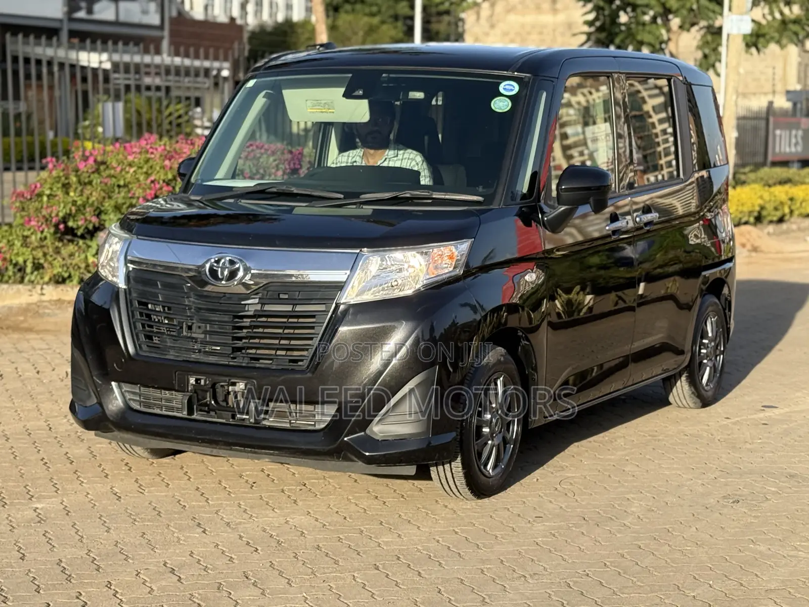 Toyota Roomy 2018 Black