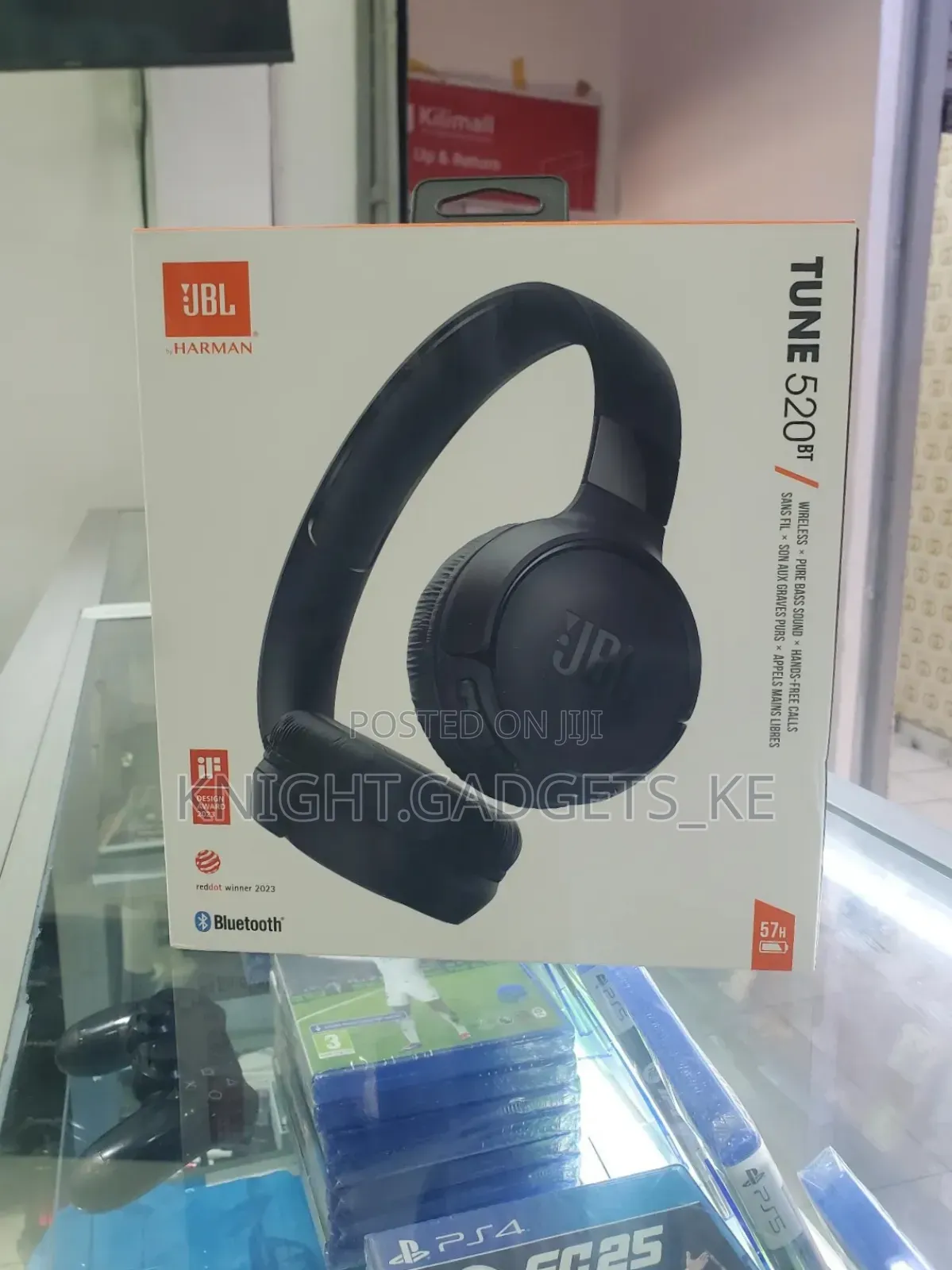 Black JBL Tune 520bt Headphones