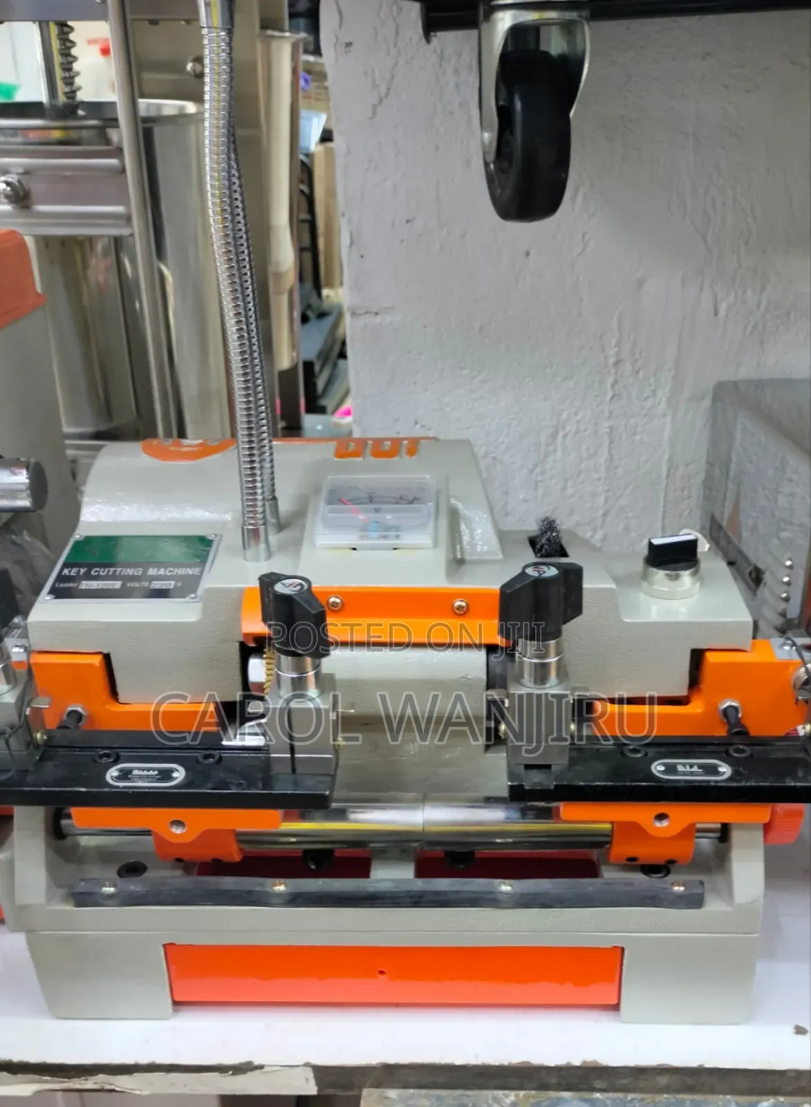 Heavy Duty Key Cutting Machine/ Key Cutter Machine