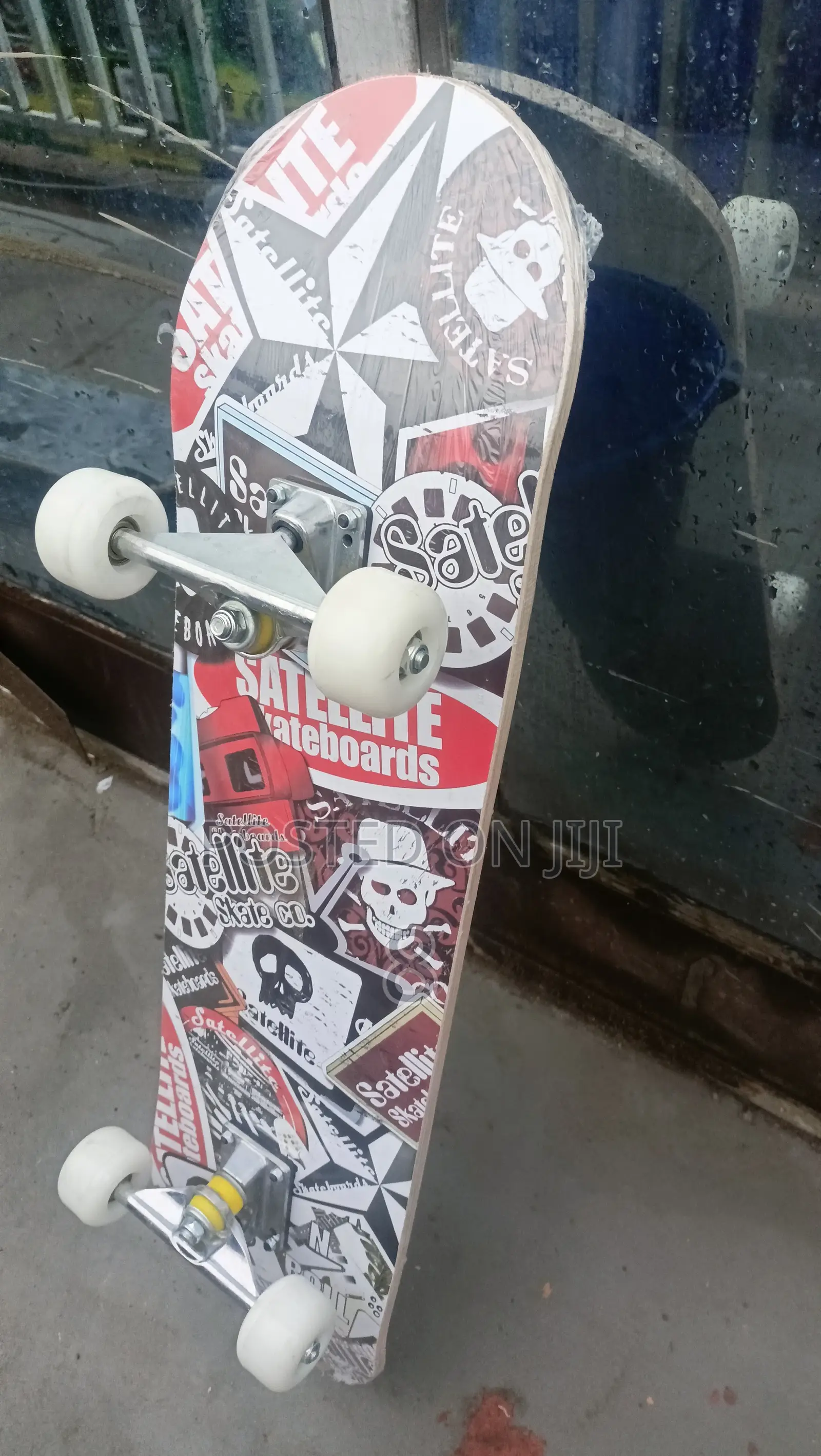 Heavy-Duty Skateboard for Adults – Ideal for Everyday Use