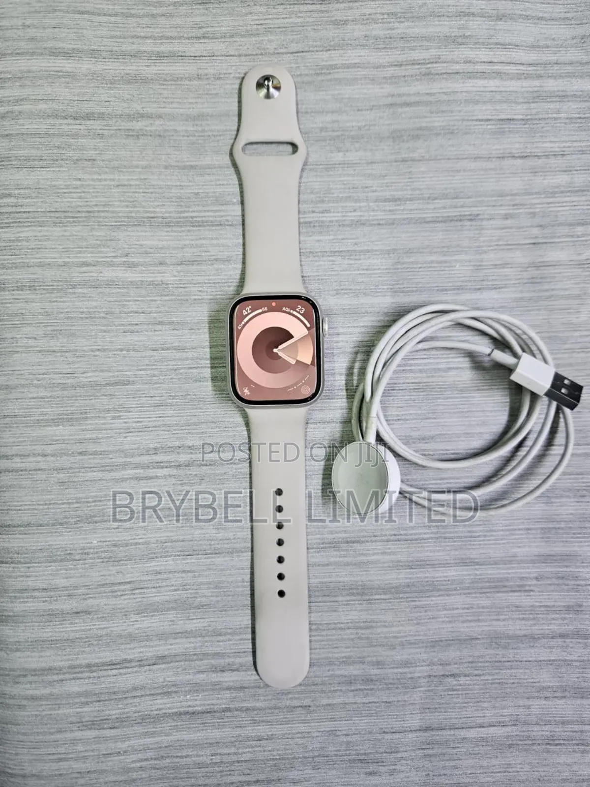 Apple Watch Series 8 45mm 3 Weeks Used Clean as Just New