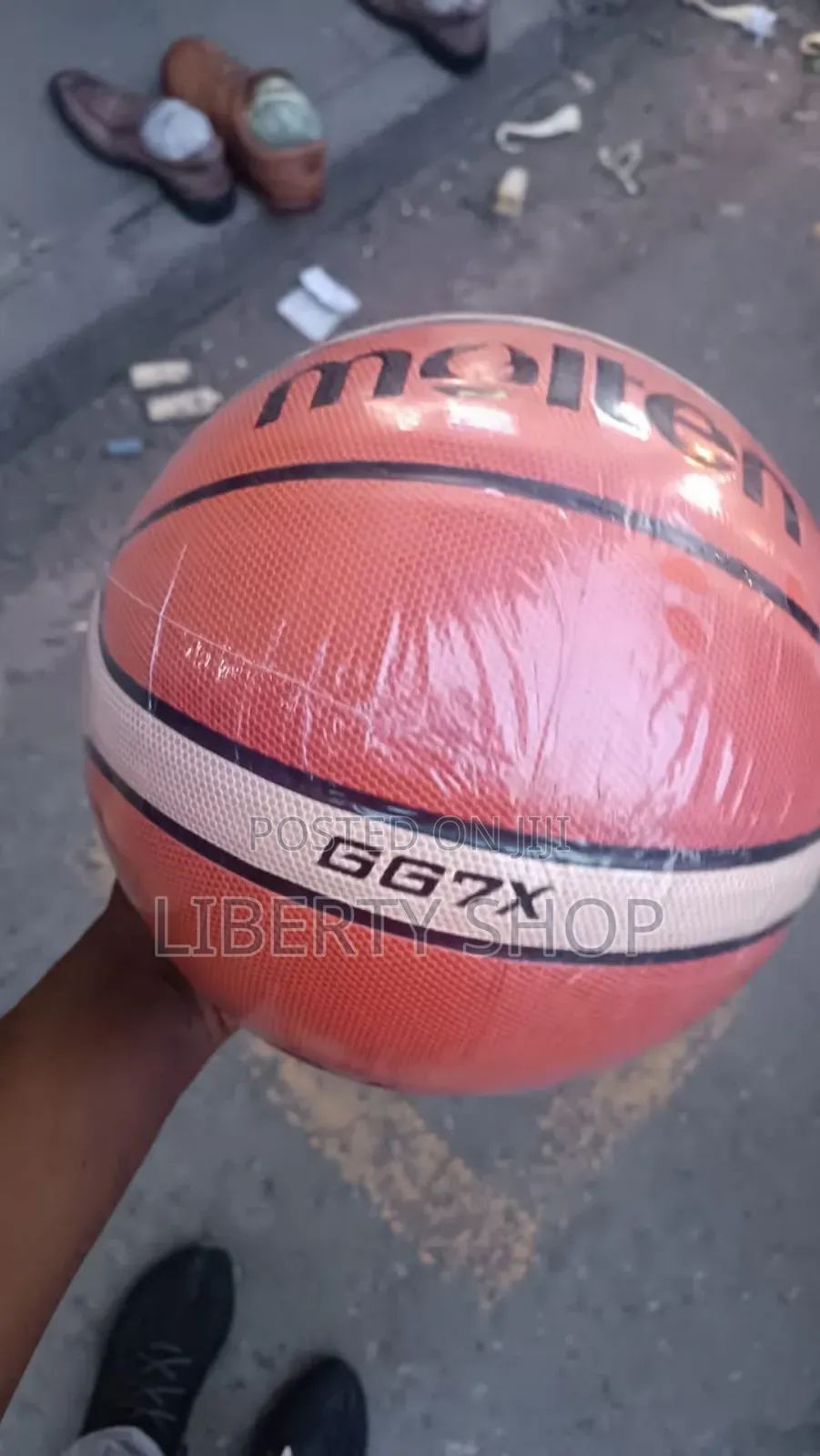 Molten Basketballs/ FIBA Molten