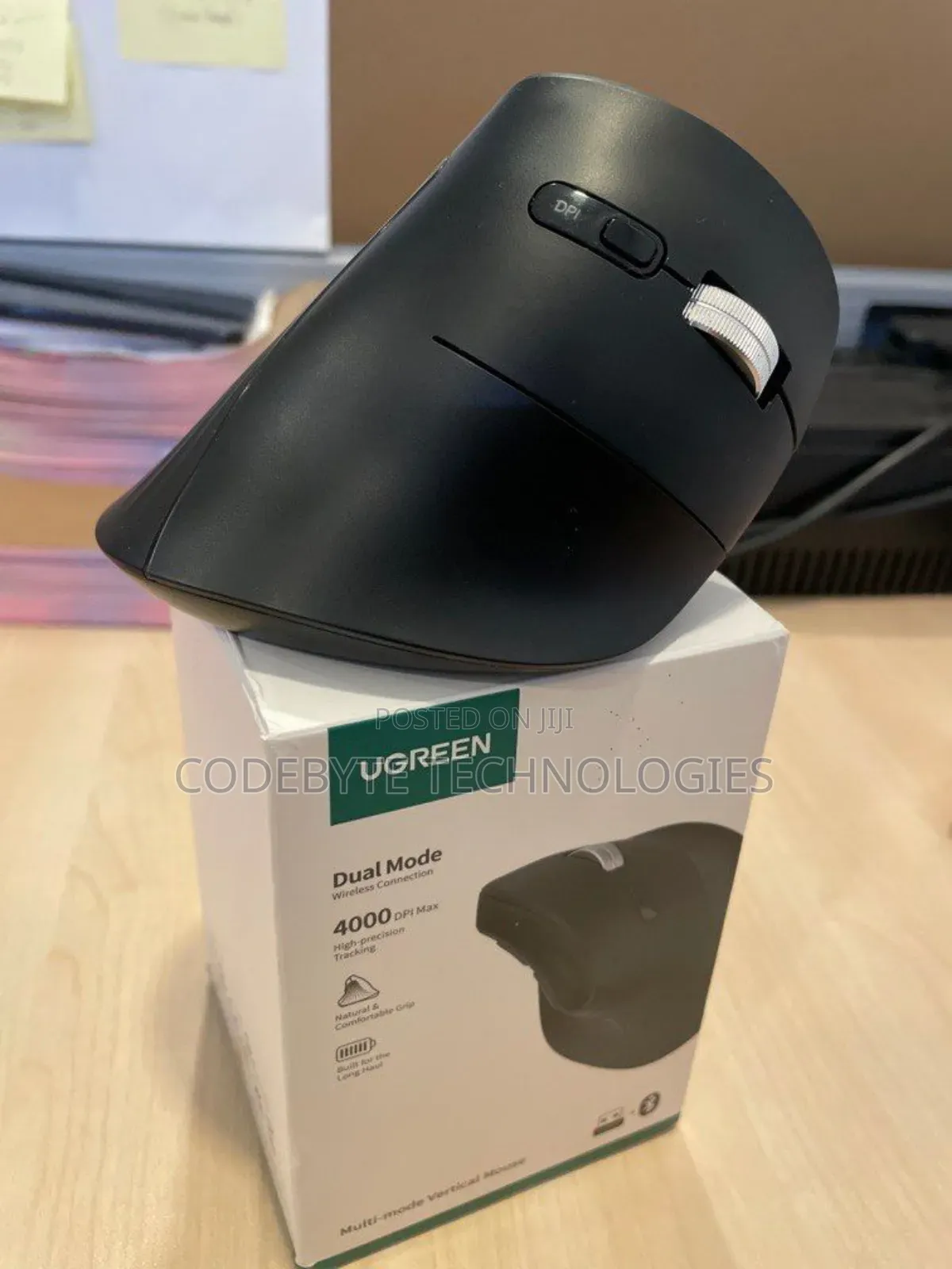 UGREEN Multi-Mode Vertical Mouse