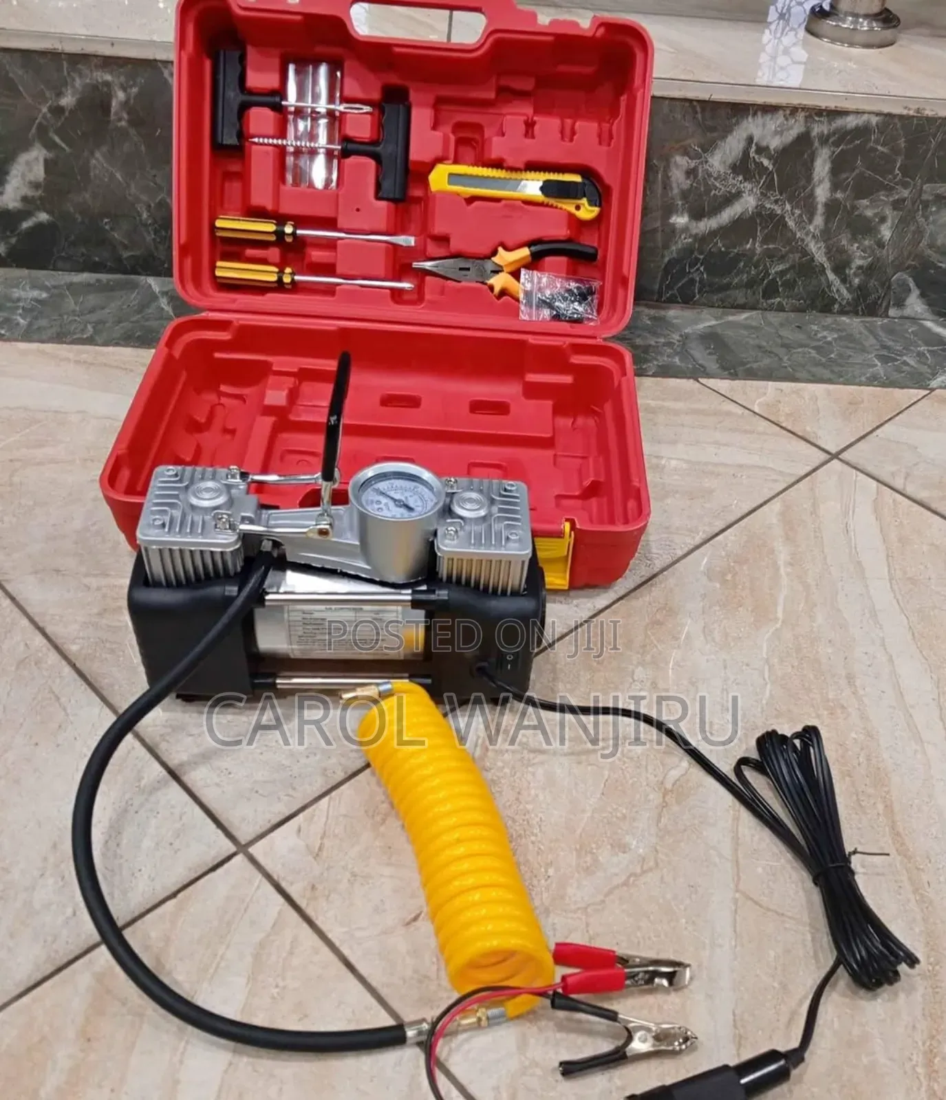 Portable Car Tyre Inflator Pump/ Portable Car Air Compressor