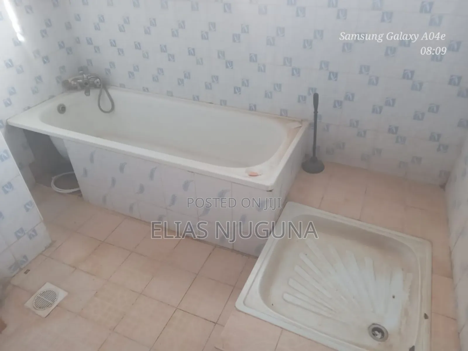4bdrm Maisonette in Membley Estate for rent