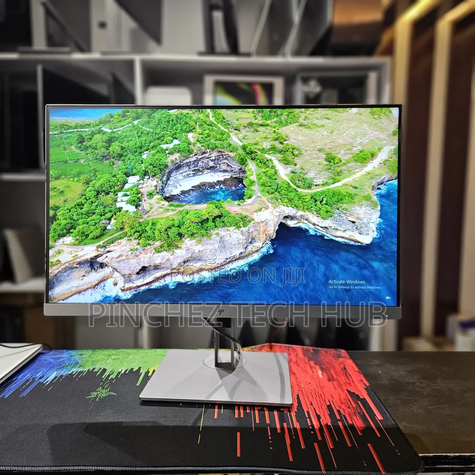 Hp E243
24 Inch Frameless 
With 
Adjustable Stand