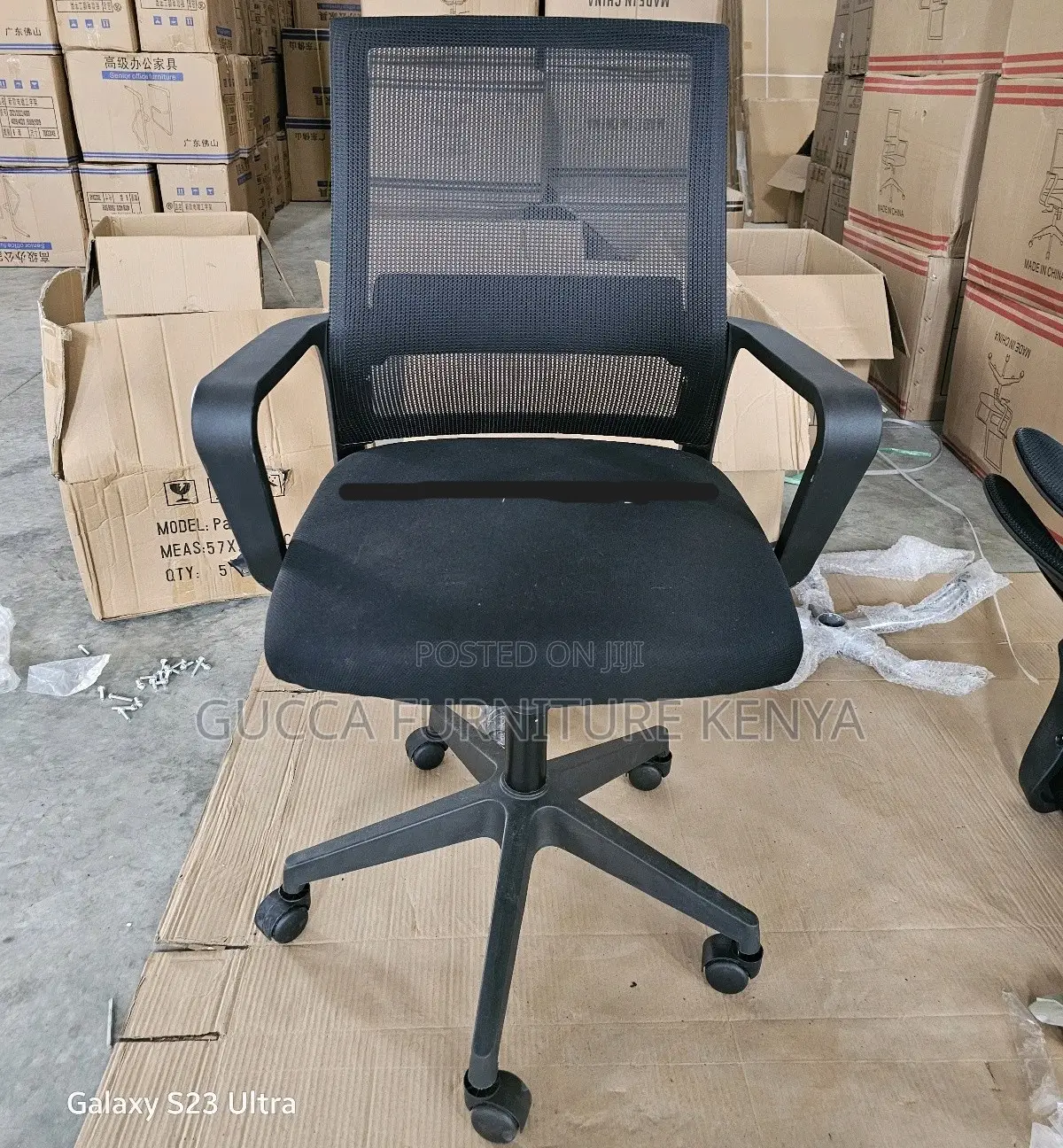 Office Chairs:Mid Back Ergonomic Mesh Ventilated Chair