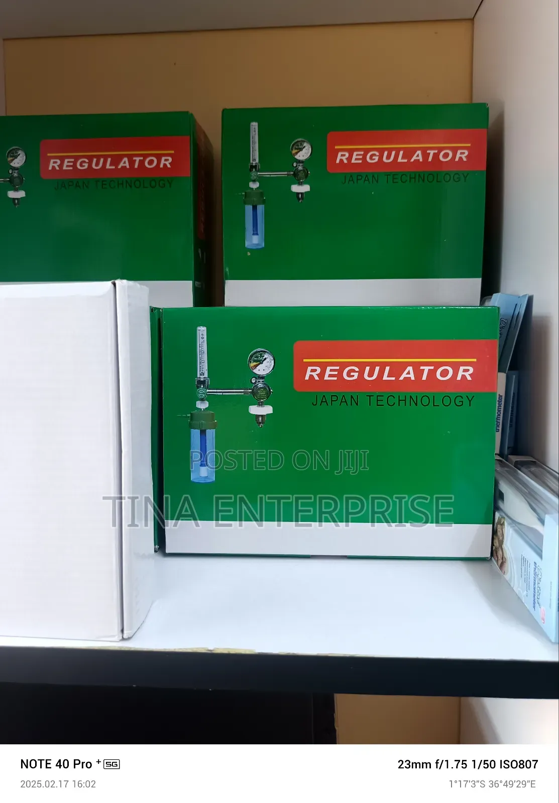 Oxgyen Regulators( Top Side)