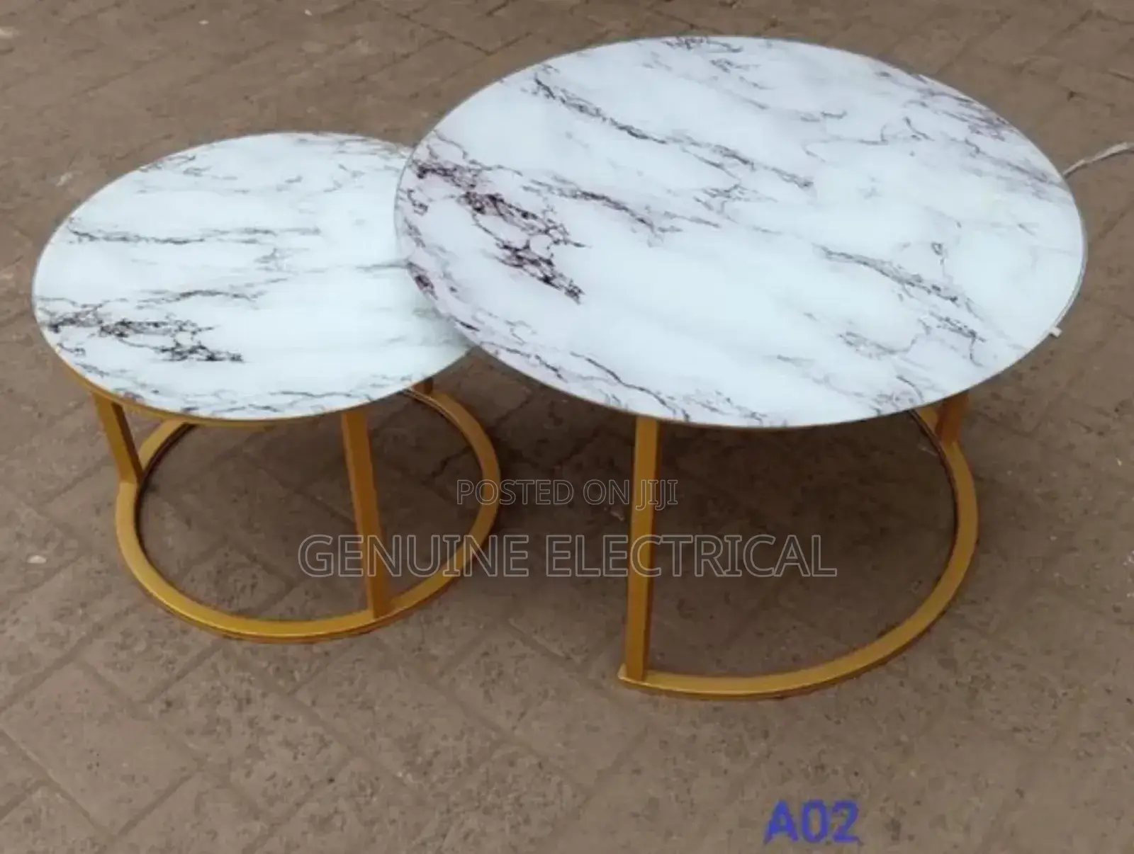 Nesting Table White