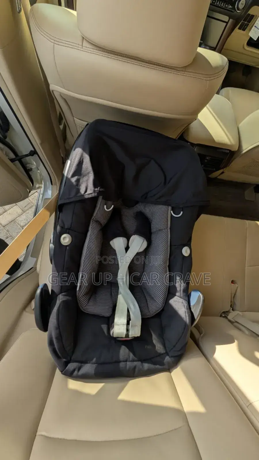 Maxi Cosi Peeble Plus Baby Carseat