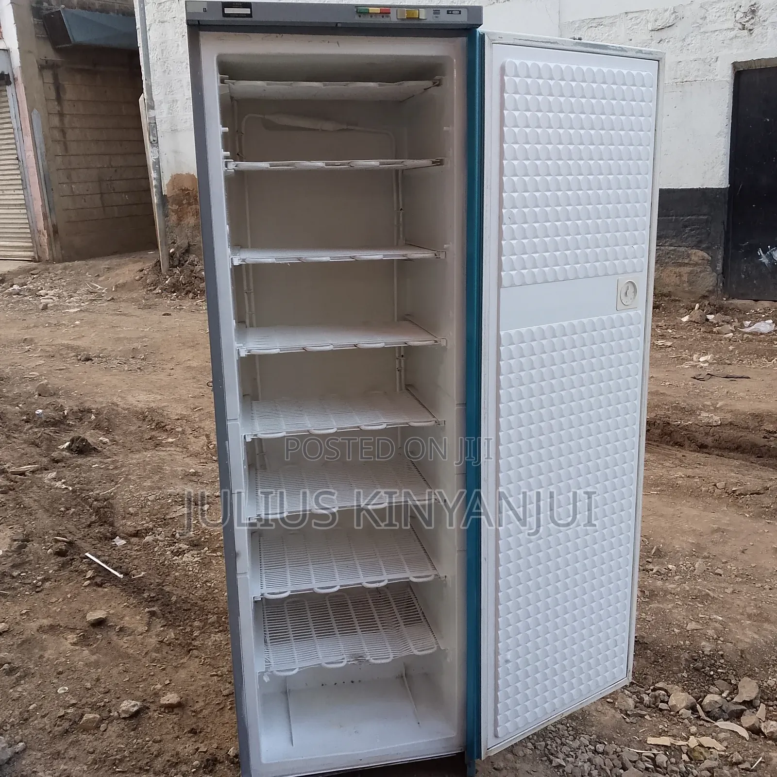 Commercial Upright Freezer
