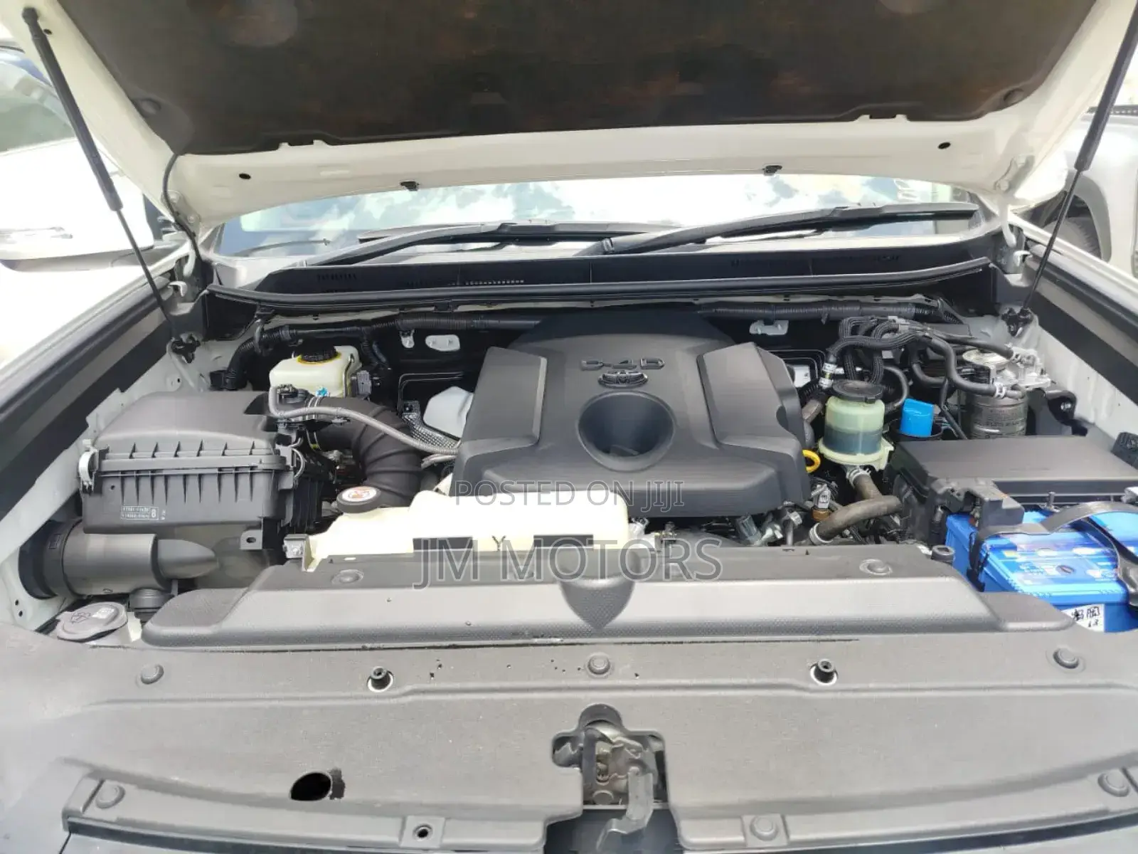 Toyota Land Cruiser Prado 2018 White