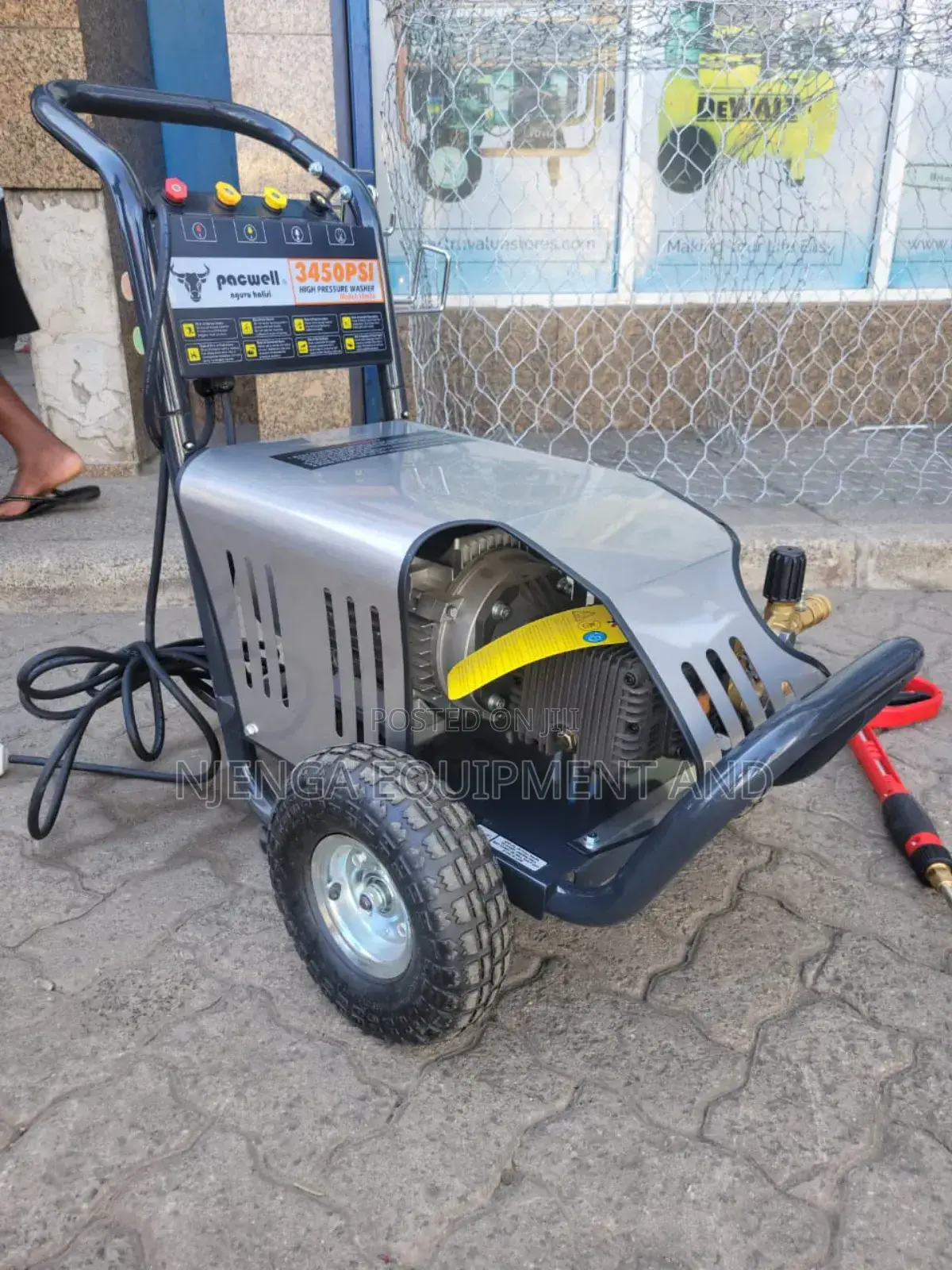 Pacwell 3450psi Carwash Machine.