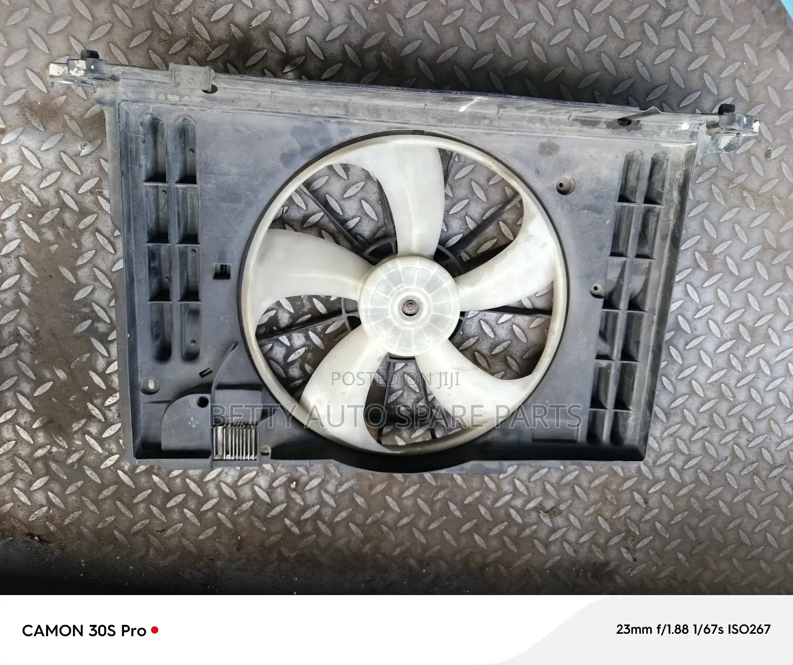 Toyota Premio 260 Radiator Fan