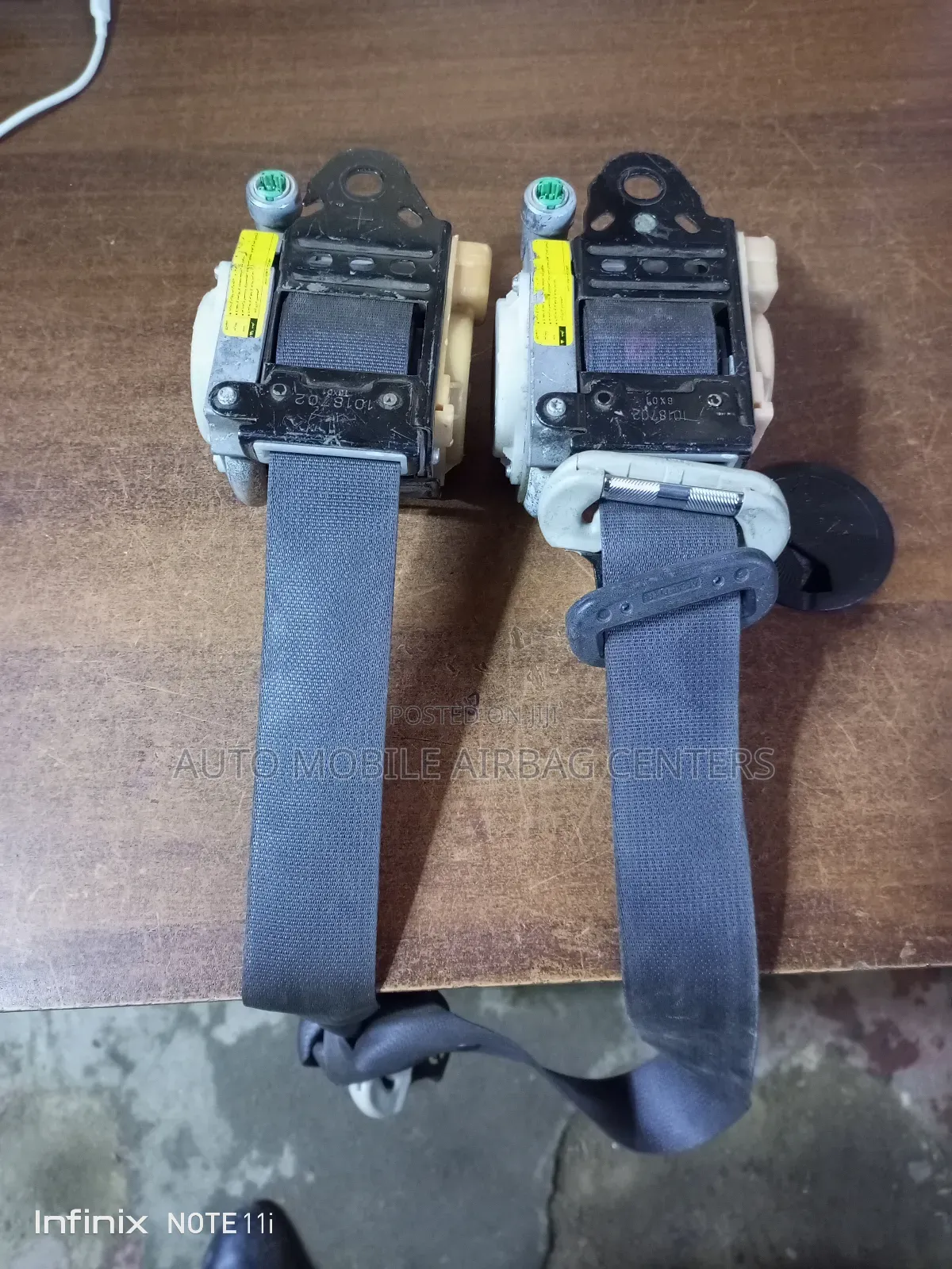 Toyota Noah Seat Belts