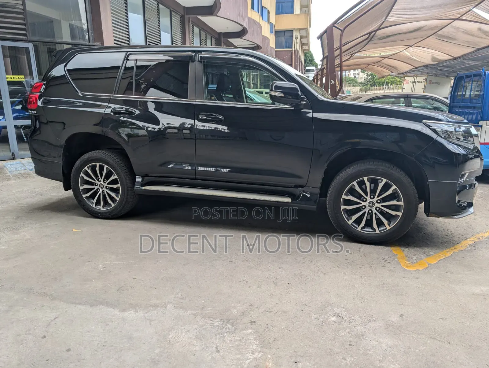 Toyota Land Cruiser Prado 2.8 2018 Black