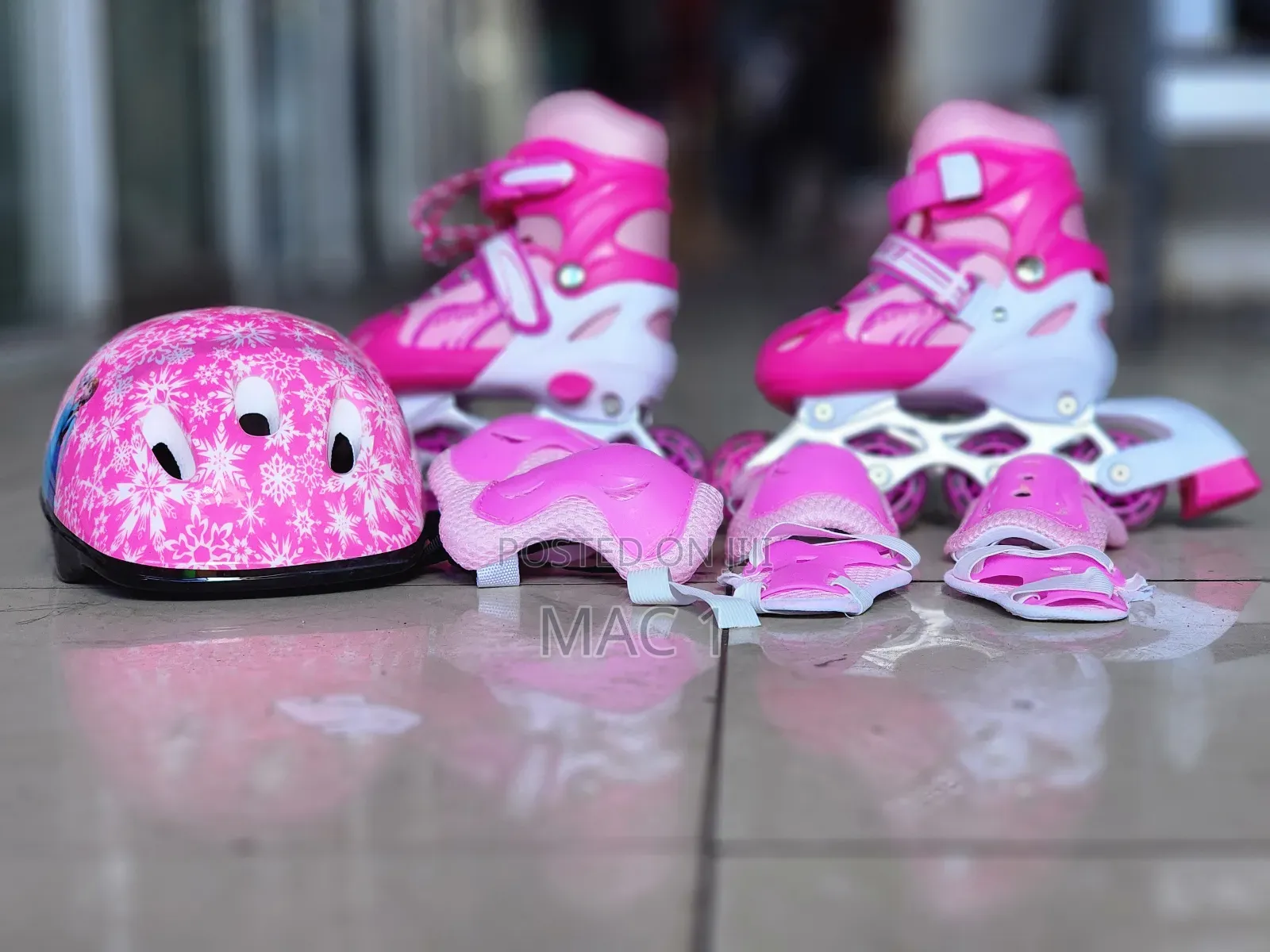 Pink Skating Shoe , Skates Shoes Complete Set