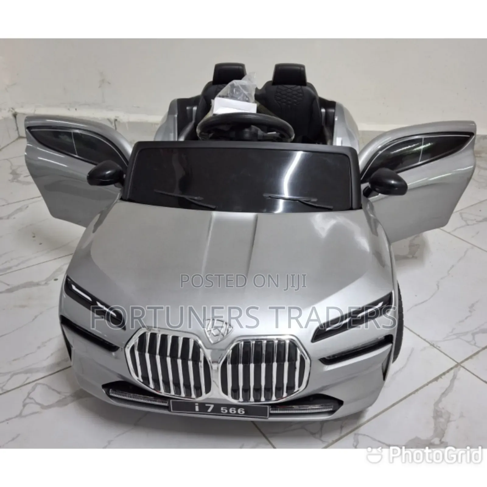 *Kids Electric Car Uses a Rechargeable Battery