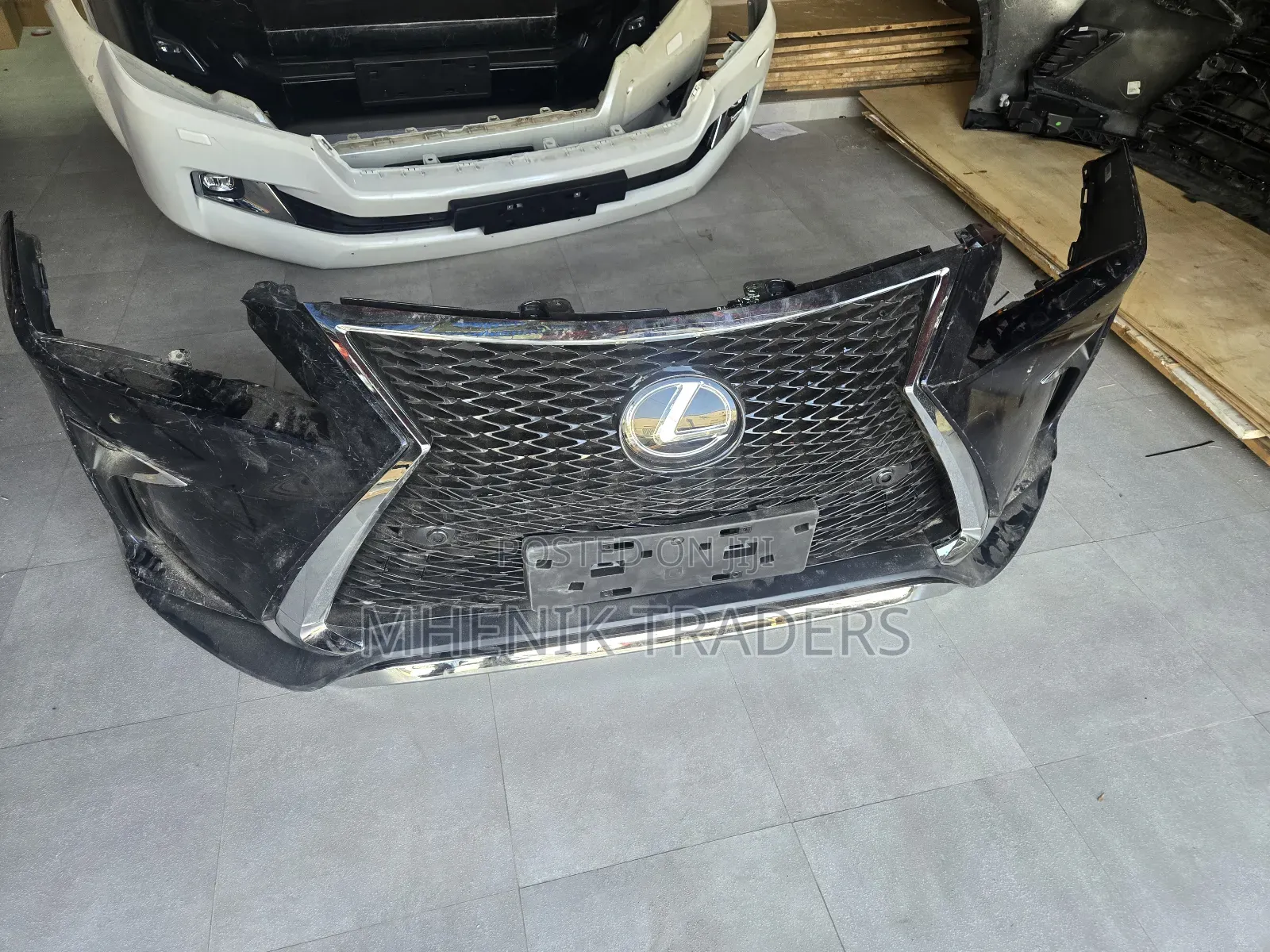 Lexus Rx Front Bumper