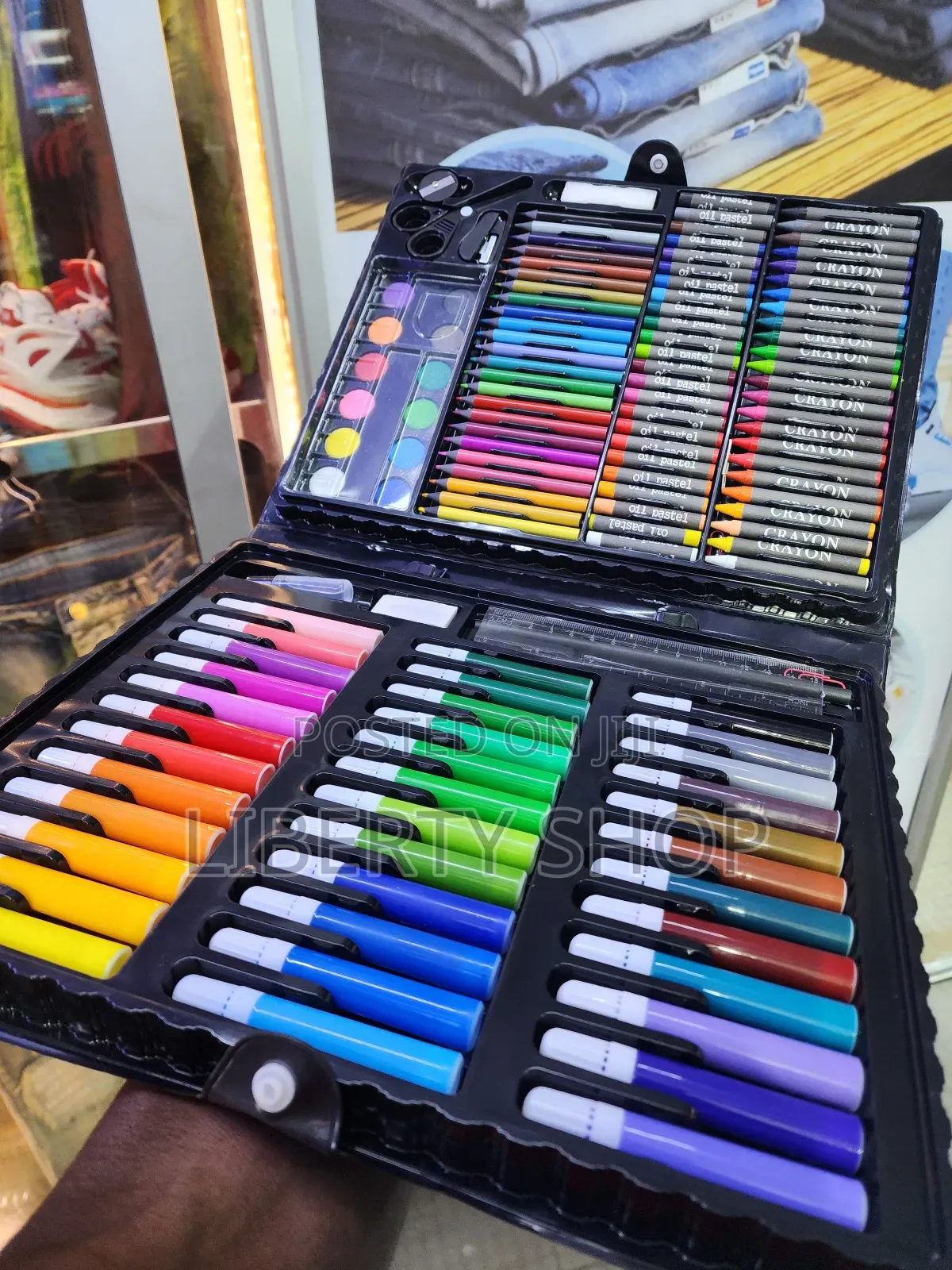 150 Pieces Pack Drawing Kid Set Available