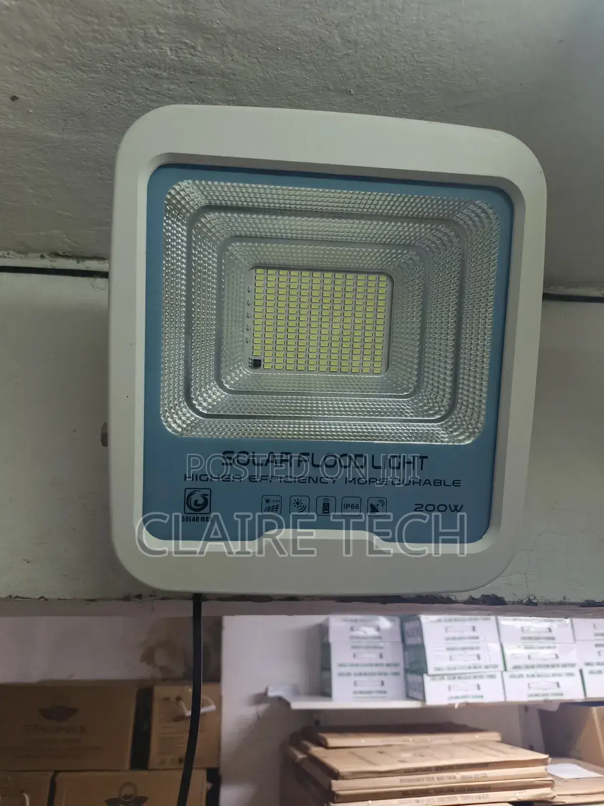 200watts Solar Floodlight Solarmax
