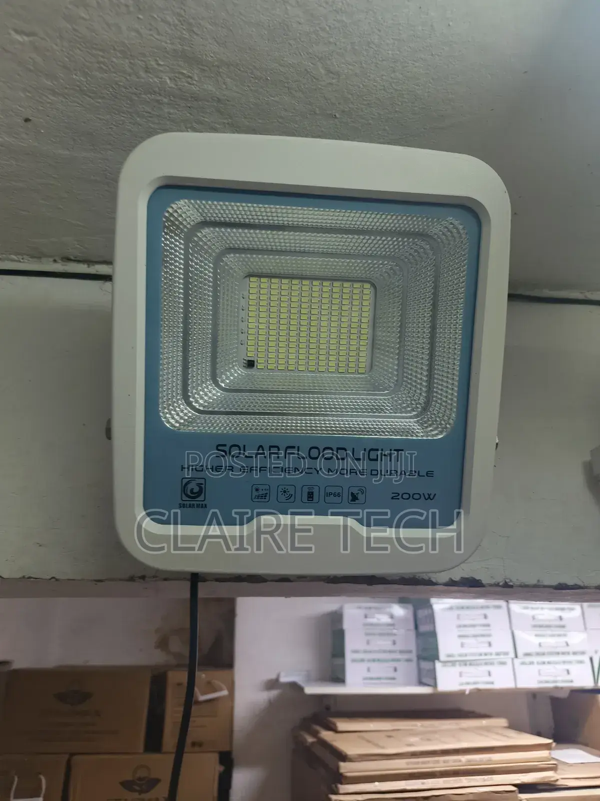 Solarmax 200watts Floodlight