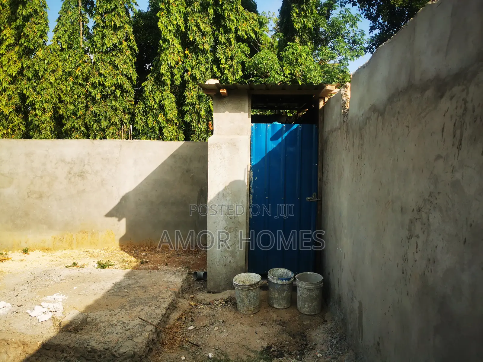 Shop + Yard for Rent