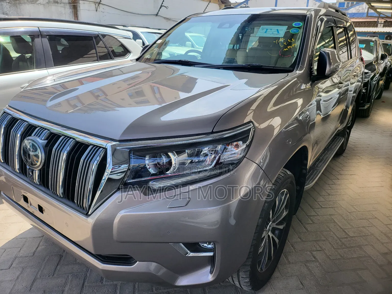 Toyota Land Cruiser Prado 2019 Gold
