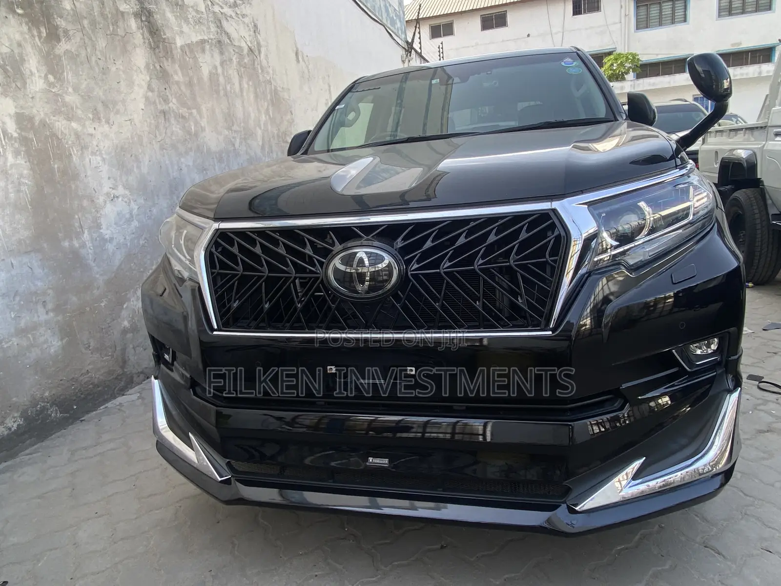 Toyota Land Cruiser Prado 2.8 2019 Black