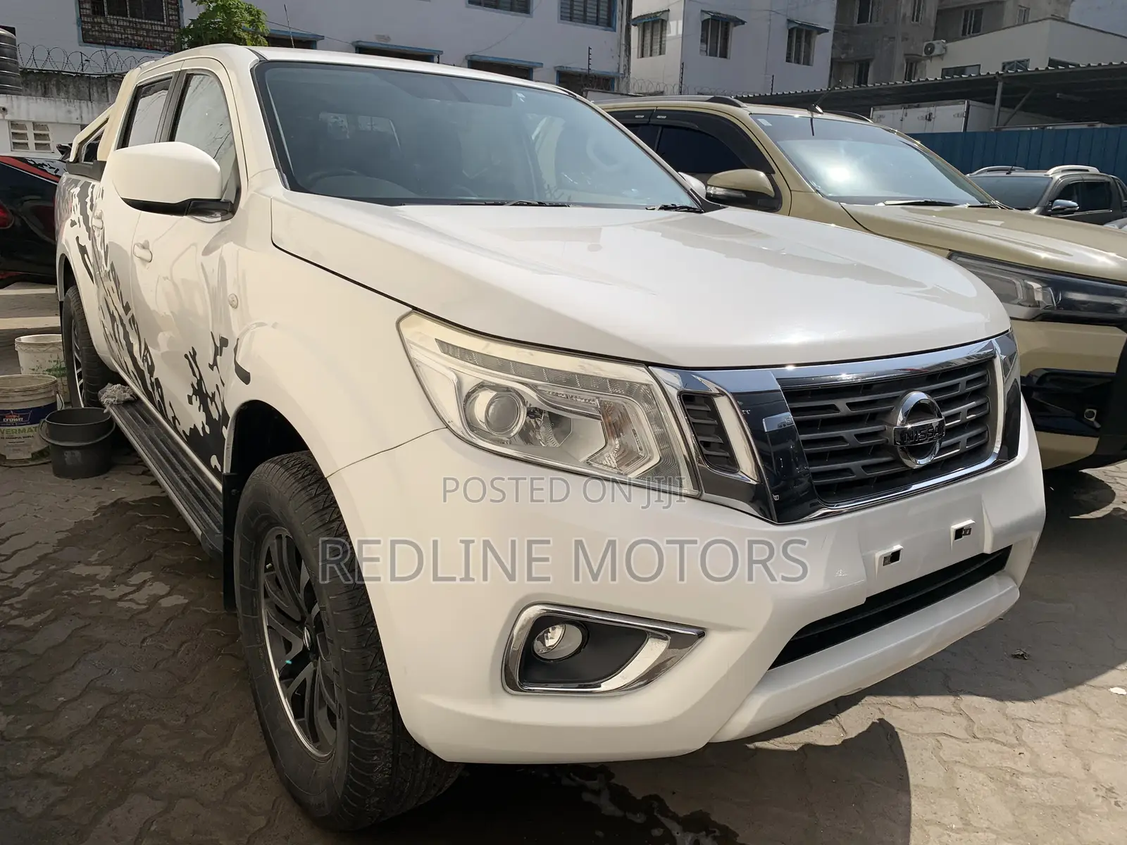 Nissan Navara 2016 Off white