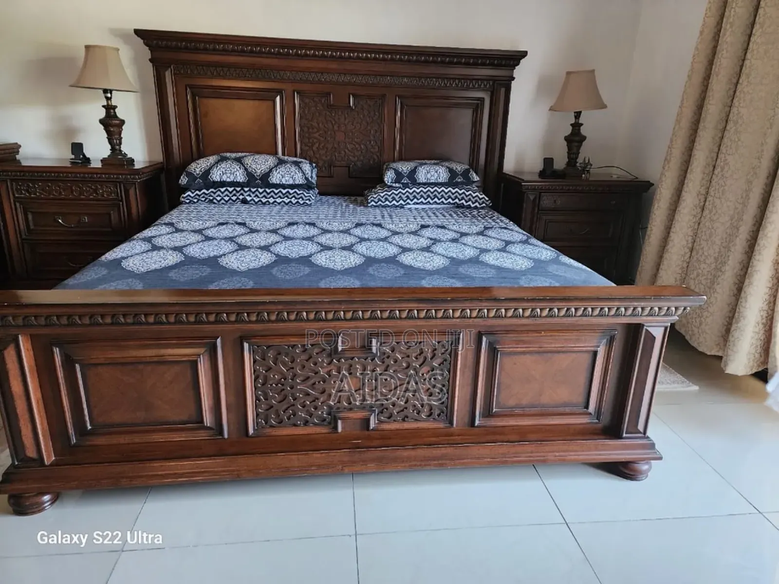 6 by 6 Bed and Dressing Table