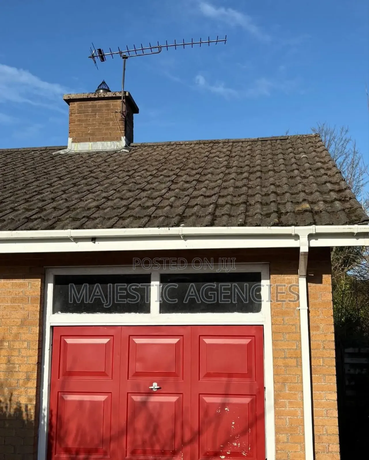 Roof Tiles Cleaning Services