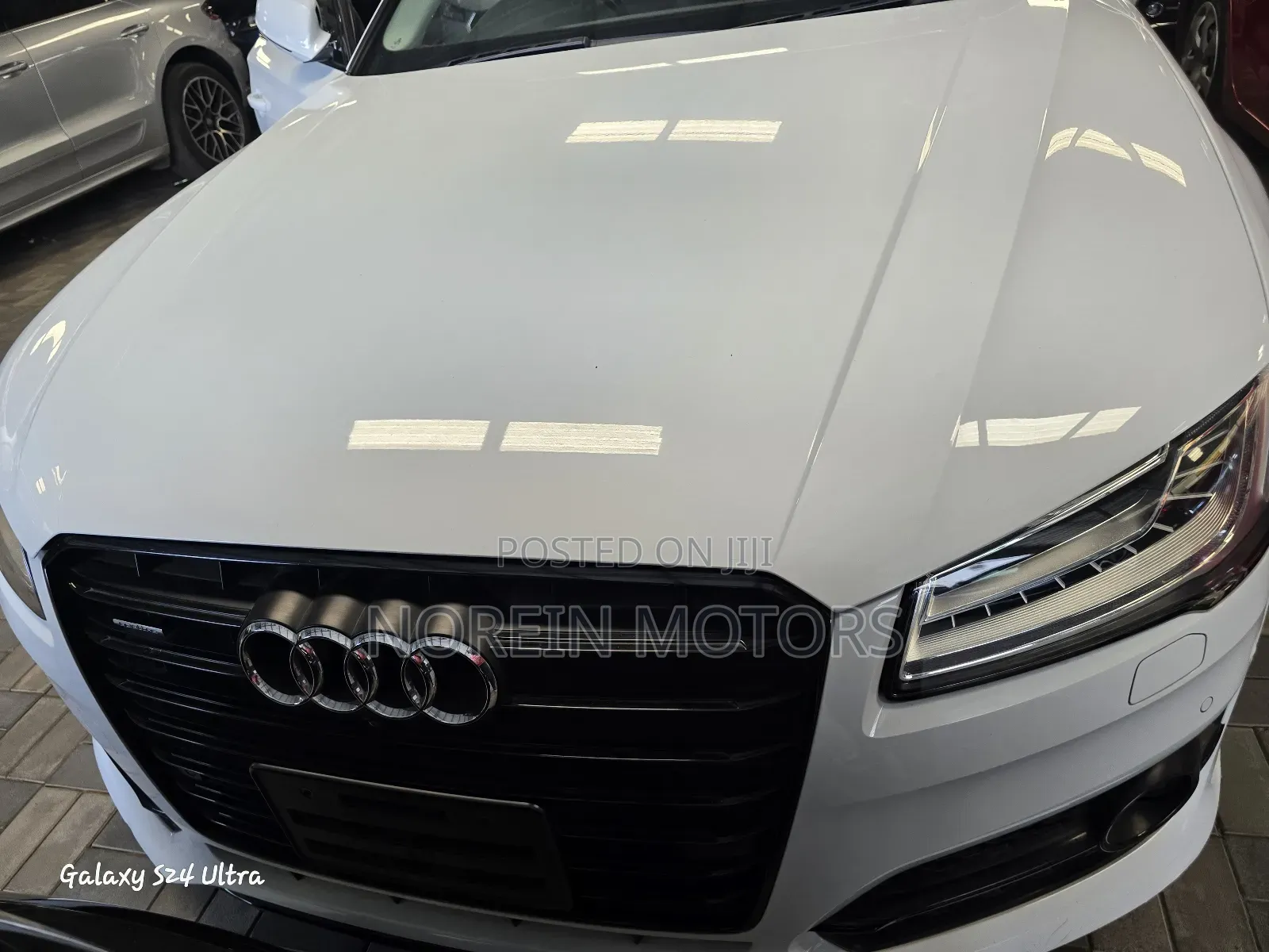Audi A8 2018 Off white