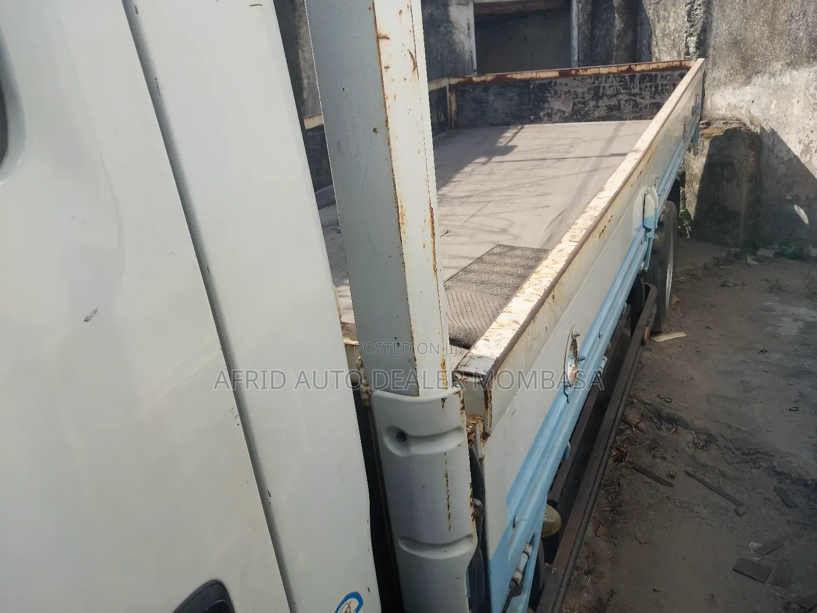 Isuzu Elf 3tonnes Manual Diesel