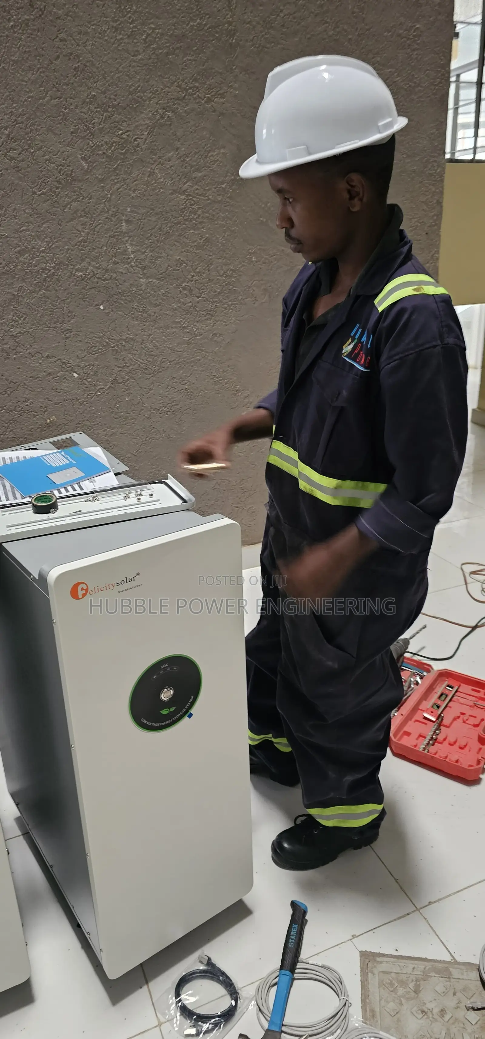 60kwh Lithium Battery 24kw Hybrid Inverter 26kw Solar Panels