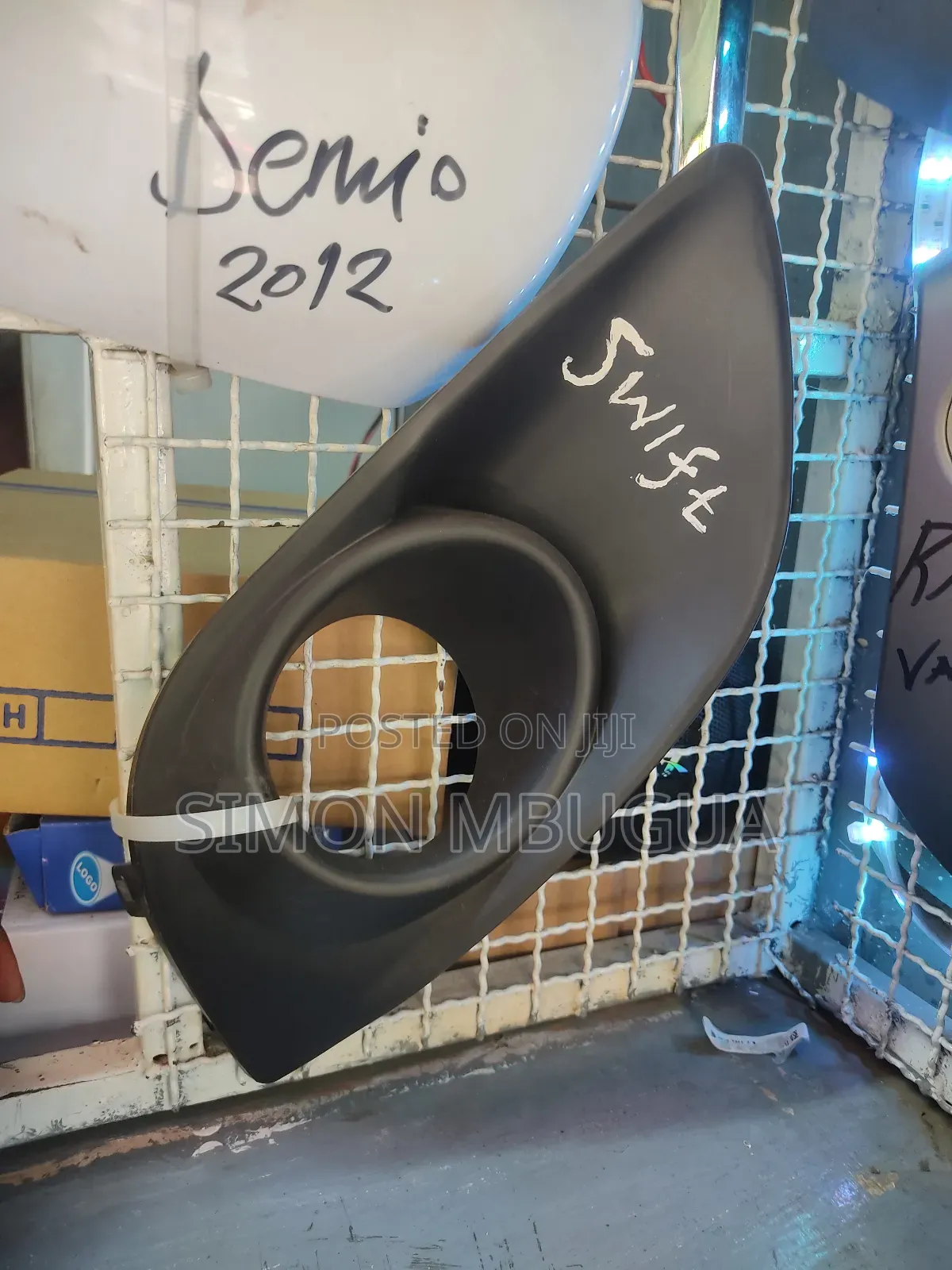 Suzuki Swift 2012 Foglight Cover