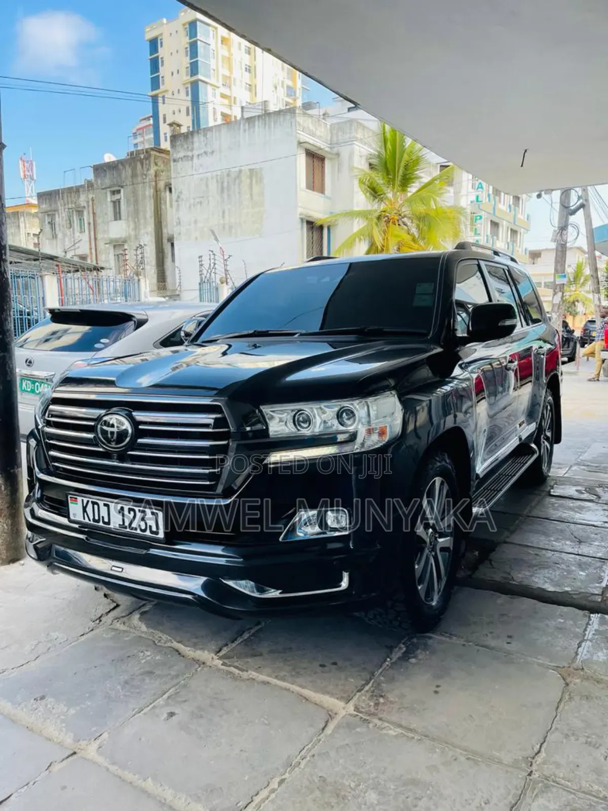 Toyota Land Cruiser 4.6 V8 ZX 2016 Black